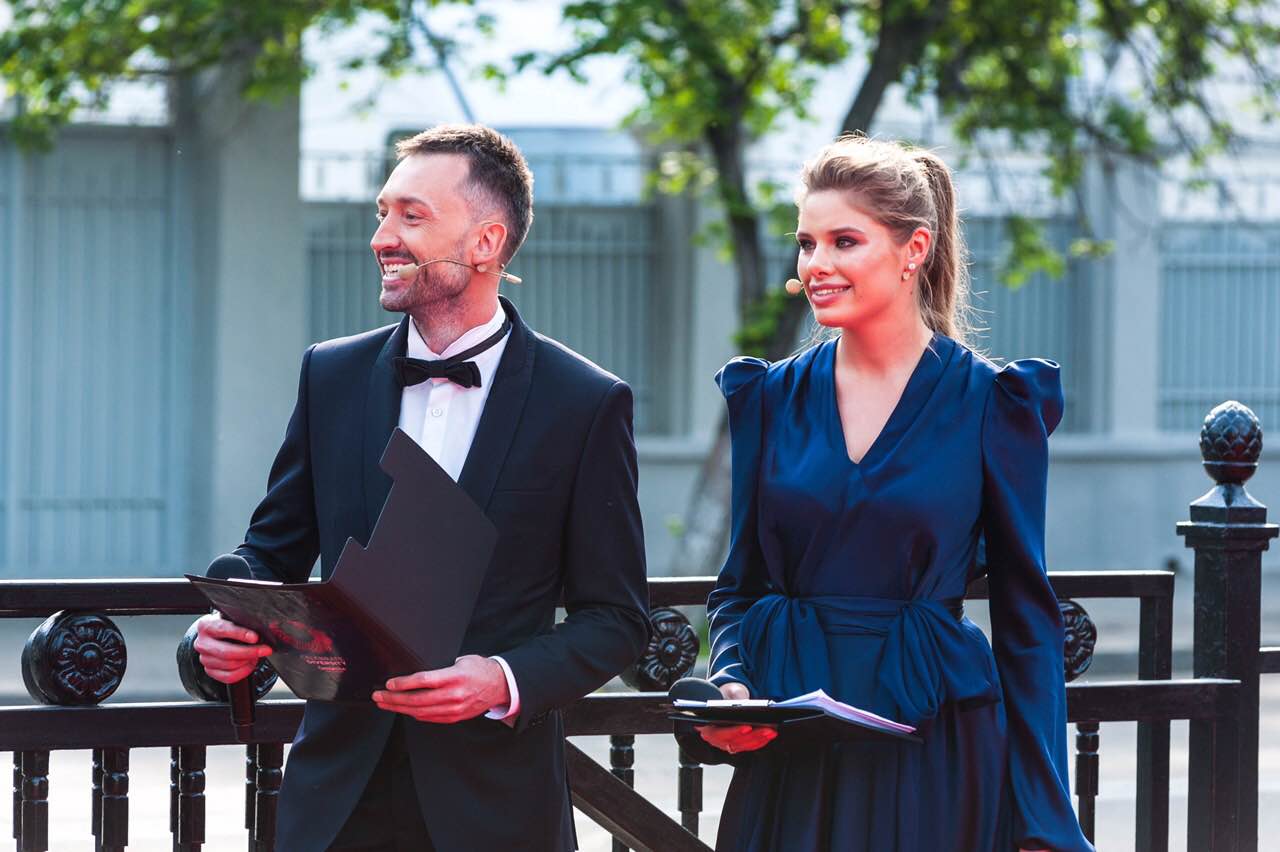 Комментатор Евровидения Татьяна Терехова о встрече с Кирой Найтли и селфи с Брэдом Питтом: интервью Viva.ua